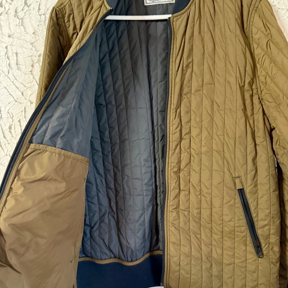 Men's Quilted Bomber Jacket - Olive with Black Accents - Picture 6 of 7